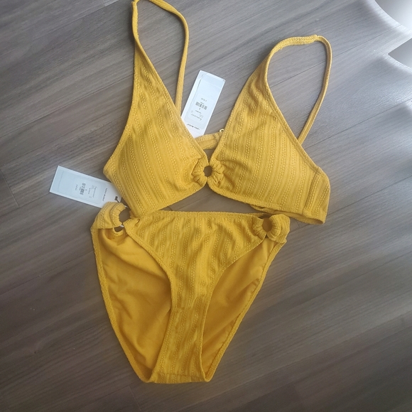 NWT Yellow O Ring Bikini Top & Bottom - Picture 2 of 8
